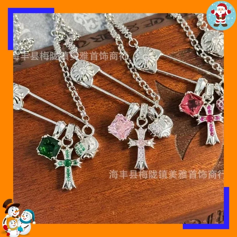 New High Version with Diamond Love Sugar Cube Pin Chain Small Cross Internet Celebrity Star Burst Premium Versatile Necklace Collarb