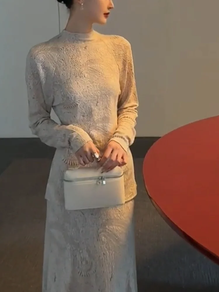 

Модный вязаный свитер с кружевными вставками для женщин больших размеров, осенняя новинка, стильный, универсальный, теплый, термо, длинный топ