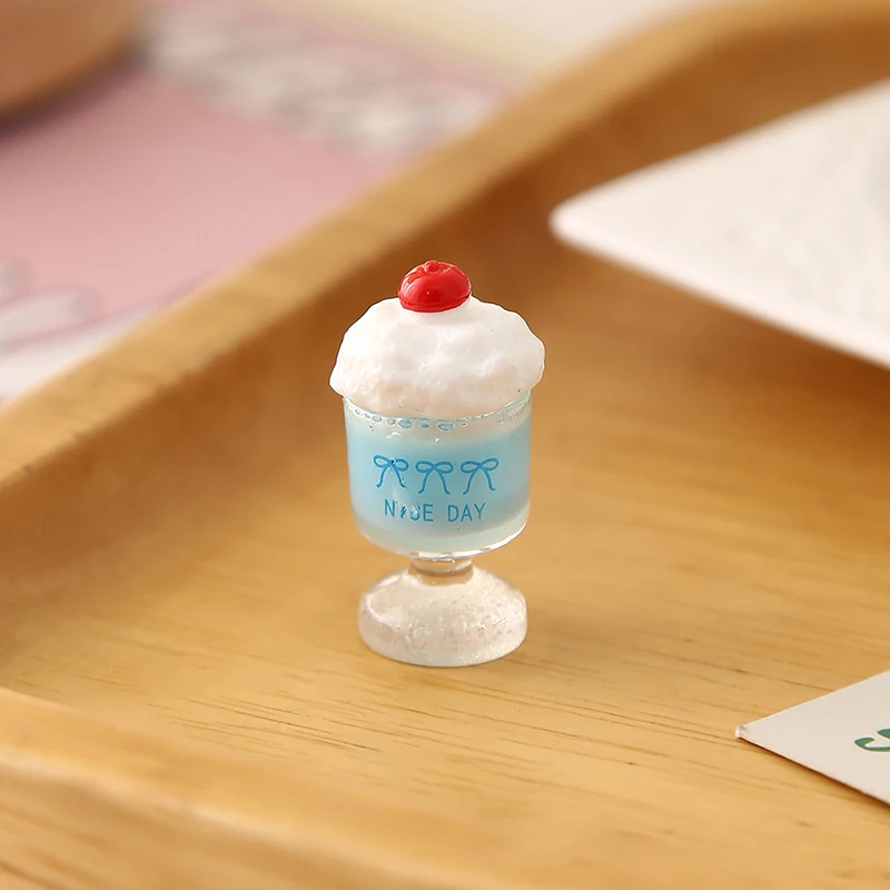 3 قطعة دمية محاكاة كوب الكرز كريم كوب الآيس كريم نموذج صغير حلية لعبة للدمى DIY بها بنفسك الديكور الاطفال هدية