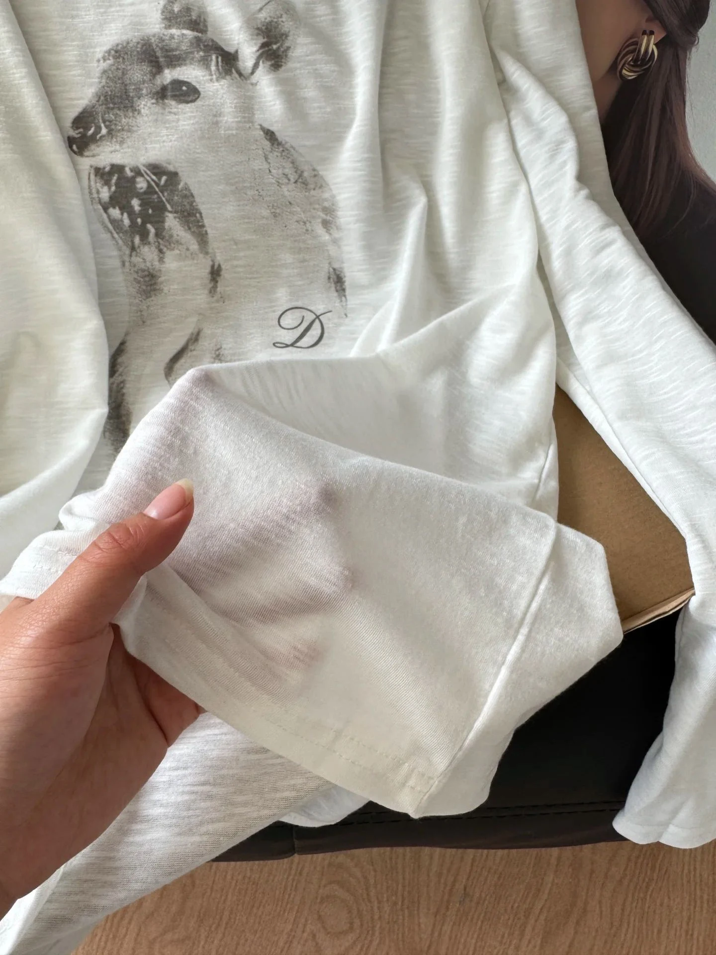 الغزلان طباعة رقيقة طويلة الأكمام تي شيرت امرأة الخريف س الرقبة انظر من خلال مثير التي شيرت الإناث الحلو لطيف الحيوان نمط القطن تيز