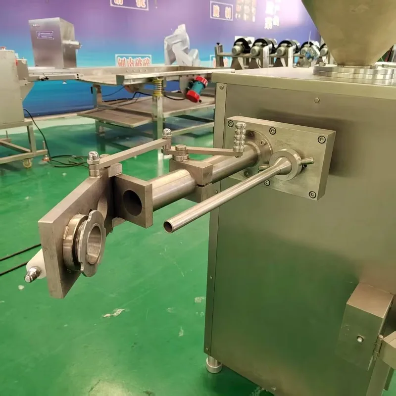 Remplisseur de saucisses pneumatique automatique avec trémie de 30l, capacité de sortie de 300 kg/h, avec composants de noyau de roulement de pompe à moteur
