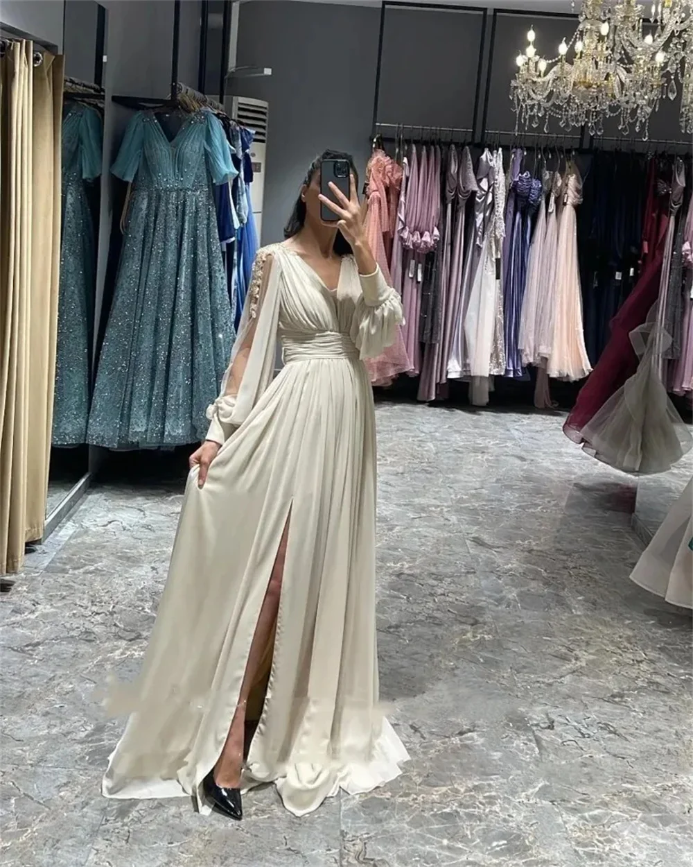 Cathy Light Green Chiffon فساتين سهرة V-neck A-line Modest Prom Dresses Elegant Long Sleeves Side Split Side Saudi Arabia 2024