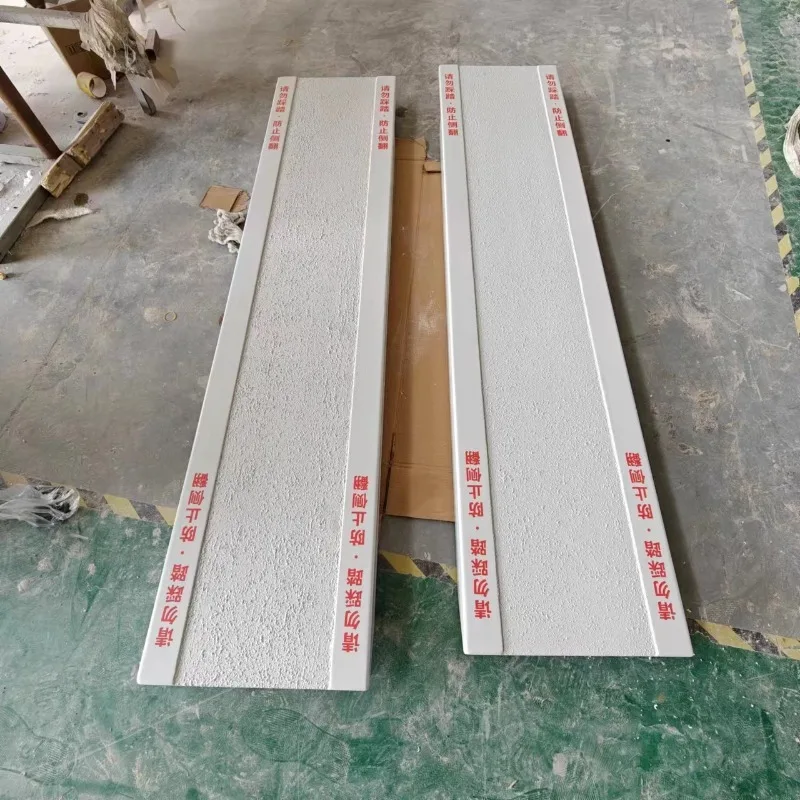 Insulation anti-skid high-strength fiberglass pedal, electrical maintenance pedal, endurance plate, strength plate