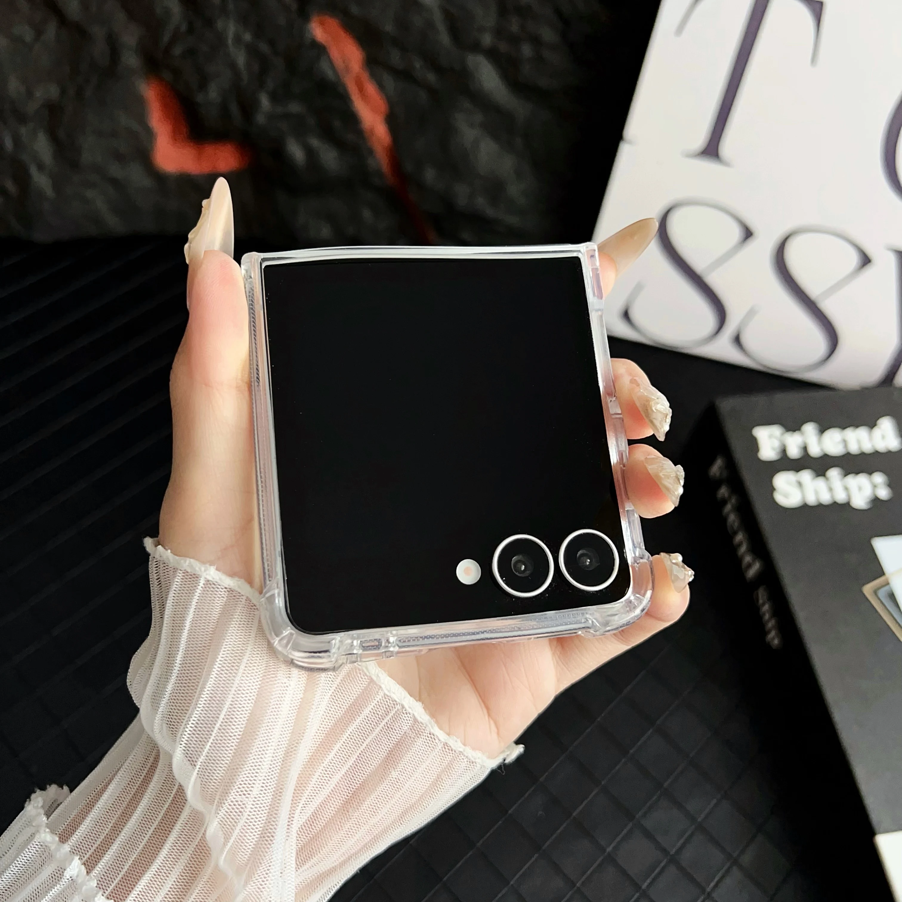 Transparent Magnetic Shockproof Phone Case for Samsung Galaxy Z Flip 8 7 6 for Magsafe Wear Resistant Edge Protection Cover