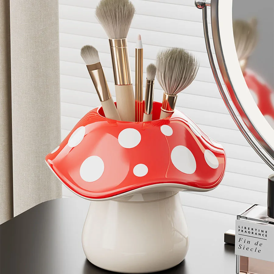 Cute Mushroom Storage Box Desktop Student Office Stationery Pen Holder Cute Creative Makeup Brush Storage Artifact