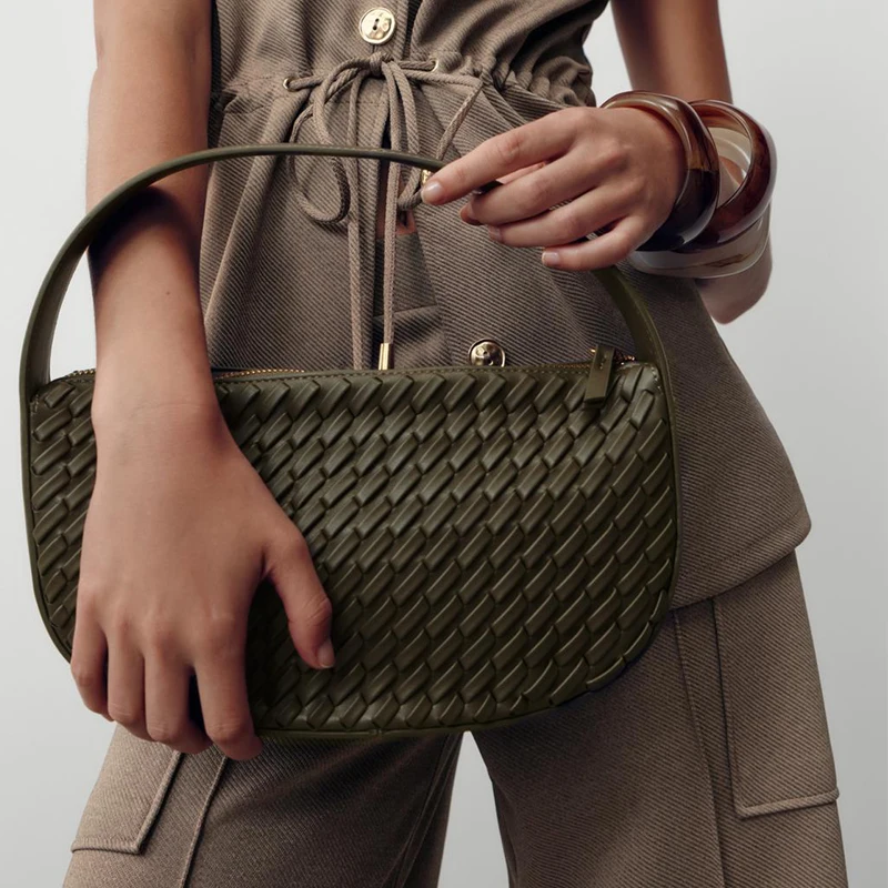 

Fashion Soft Pu Leather Woven Women Handbags Designer Halfmoon Lady Hand Bags Luxury Trend Underarm Bag Small Tote Purses 2025