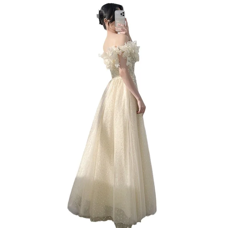 2025 novo verão feminino um ombro champanhe vestido de noite elegante, magro, doce banquete desempenho anfitrião vestido