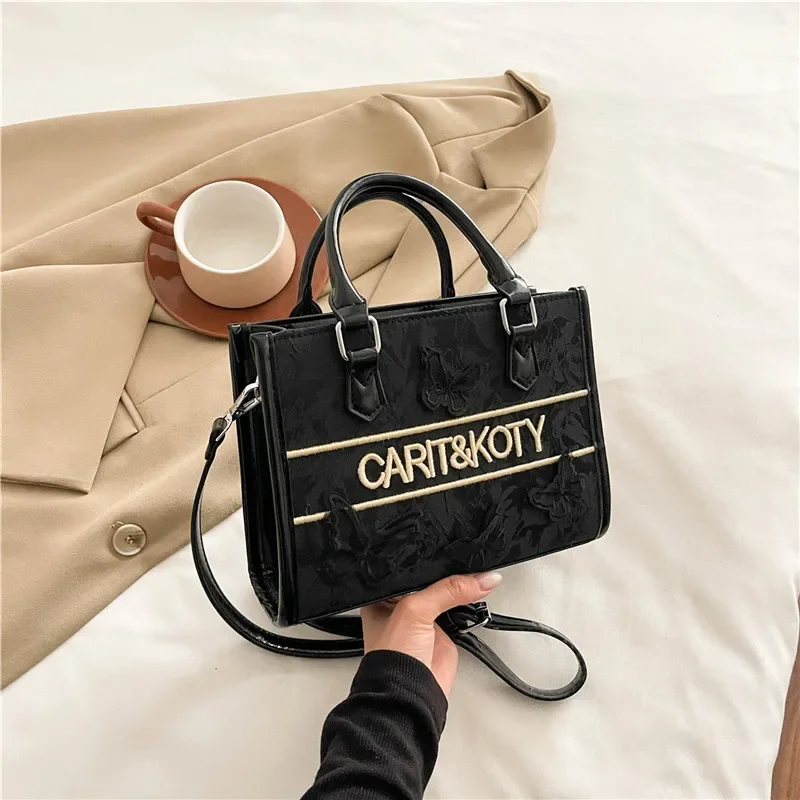 

Luxury 2025 Spring Hybrid Tote-Box Bag Women Pebbled Leather Convertible Crossbody Artisanal Commuter-Ready Boutique-Chic Multi
