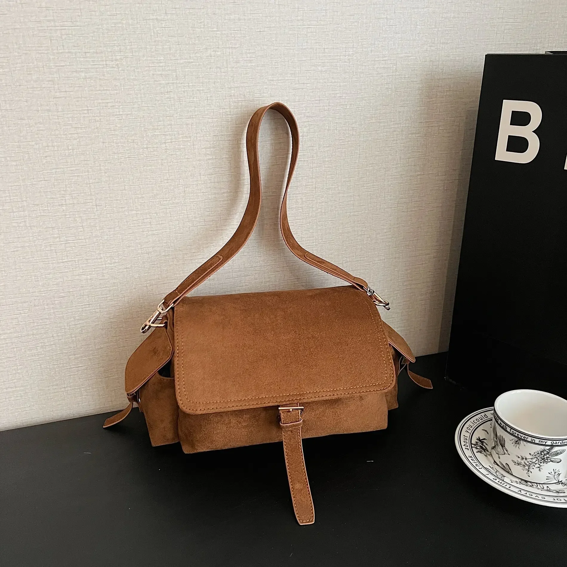 

Новая замшевая женская сумка почтальона, большая вместительная сумка через плечо под мышками Charter Rider Withdrawal, пригородная сумка на одно плечо