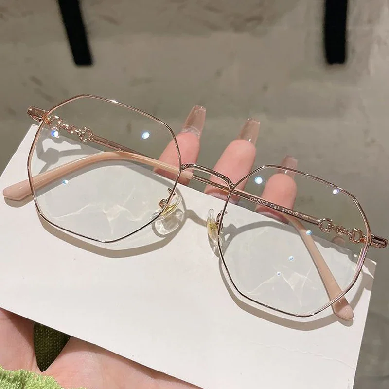 Fashion Anti Blue Light Photochromic Myopia Glasses with Diopter To 6.0 Vintage Polygonal Frame Minus Eyewear Optical Sunglasses