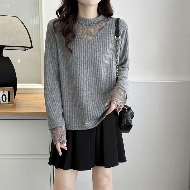 

Spring New Women's Clothing Design with Hollow Out Long Sleeved T-shirt for Autumn and Winter Paired with an All Match Top