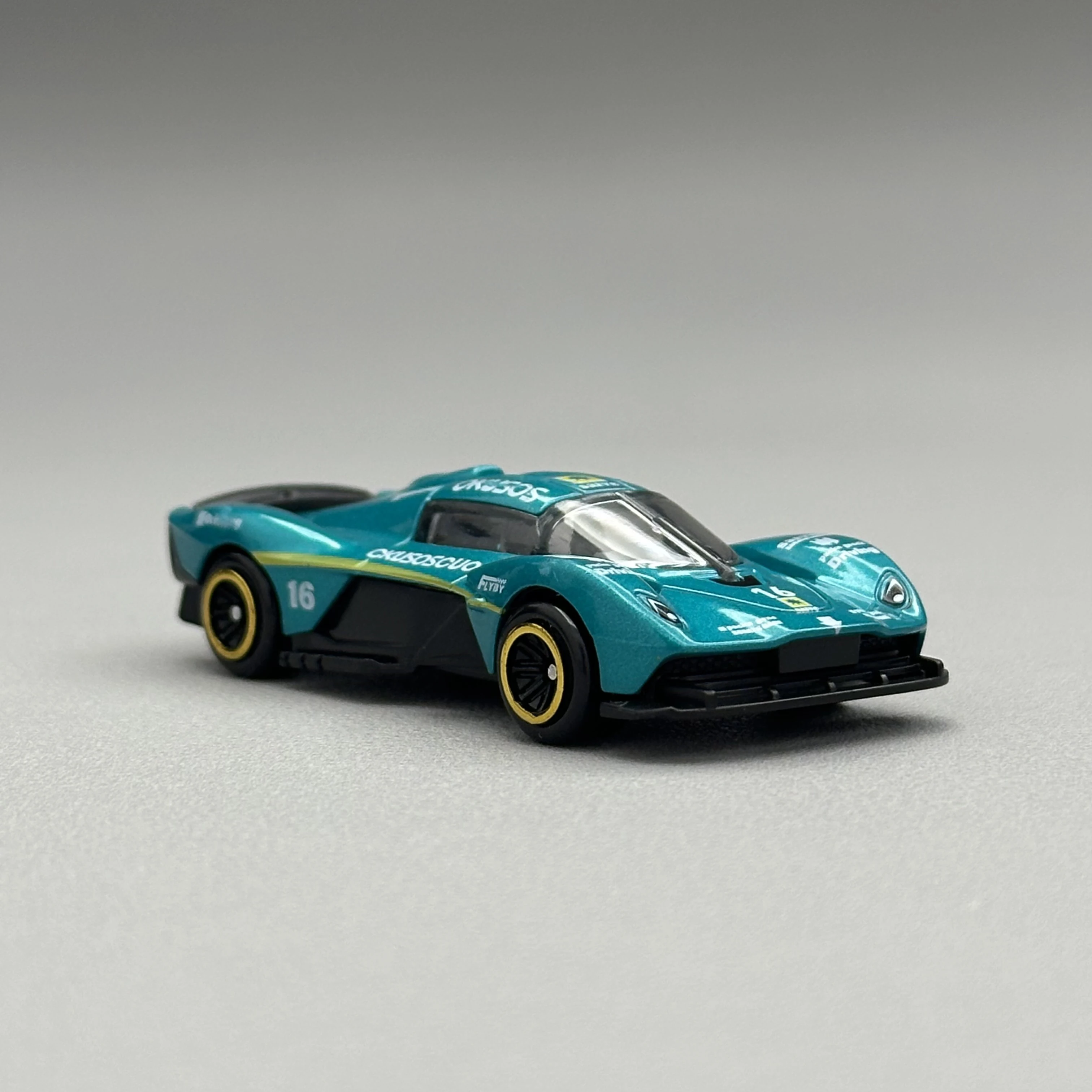 1/64 Diecast Metal Le Mans Racing Car Model Toy Endurance Prototype Vehicle Collectible Mini Car for Boys Display and Collection image 2