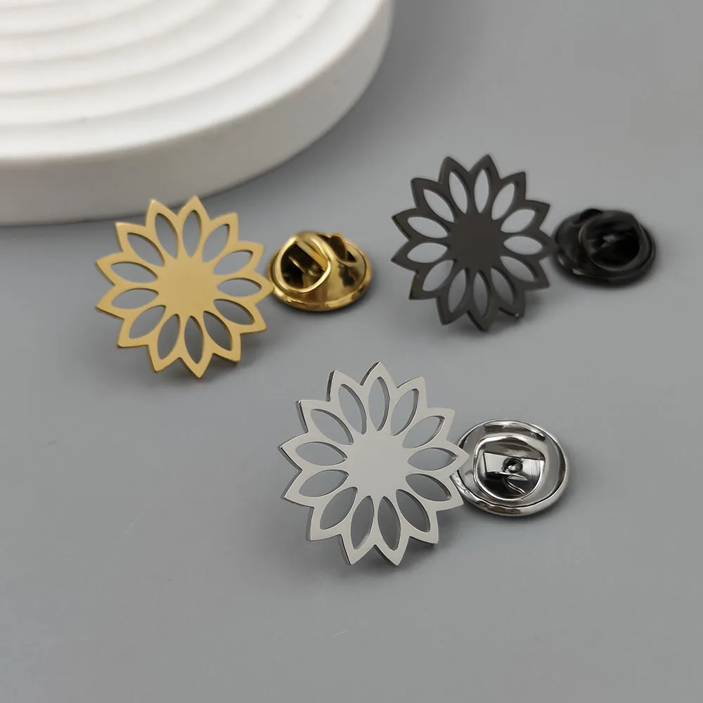Exquisite Sunflower Stainless Steel Cufflinks Available in Gold Silver and Black Colors Men's Business Dress Shirt Sleeve Nails