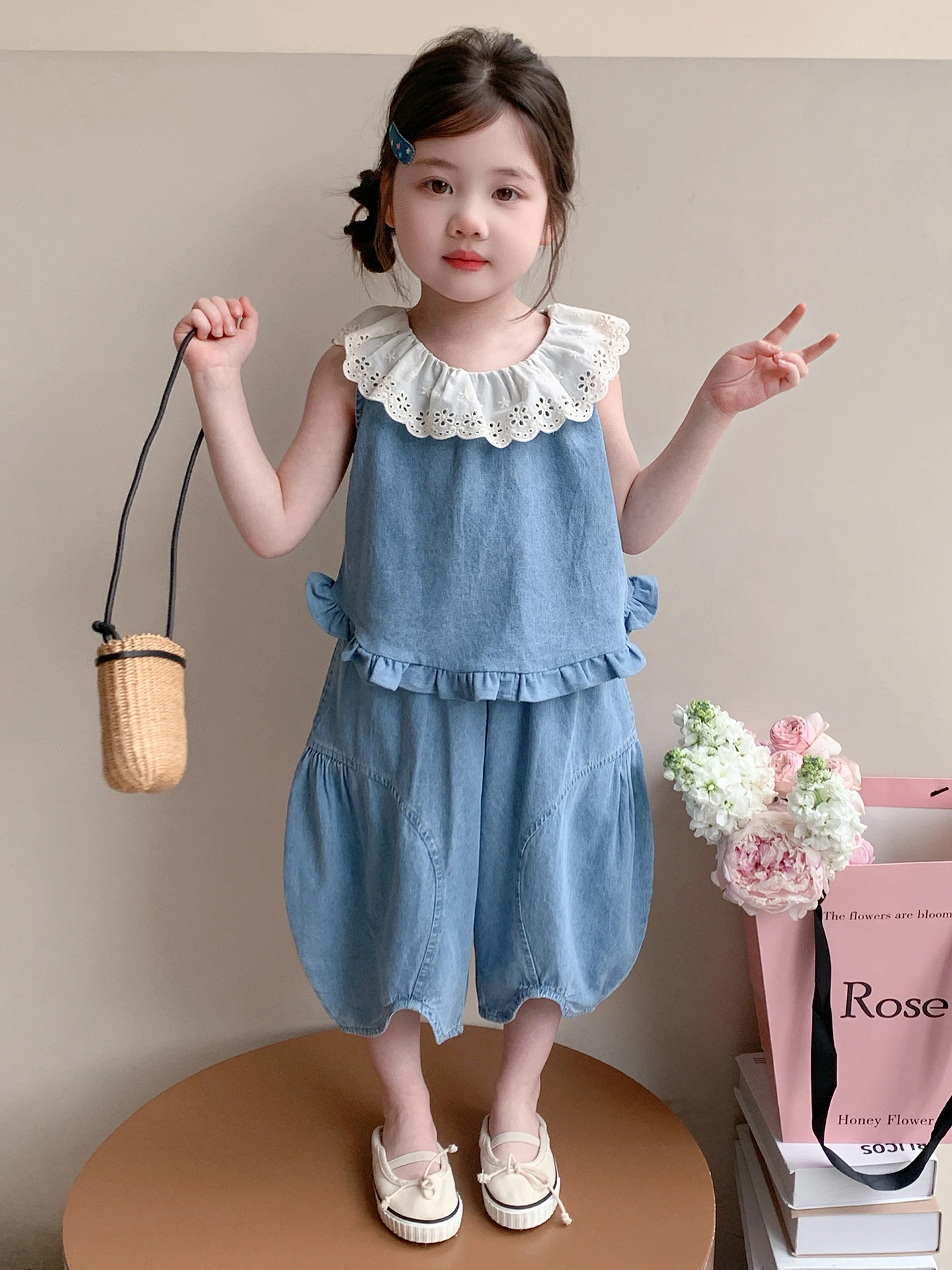 女の子用ノースリーブベストとワイドレッグパンツデニムセット-夏の新作-子供用襟付きトップス-ツーピースセット-トレンディで可愛いスタイル