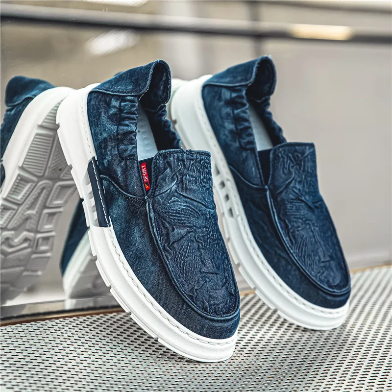 Summer Slip on Loafers Men Casual Shoes Lightweight Denim Lazy Shoes Comfortable Outdoor Walking Sneakers Men Zapatillas Hombre