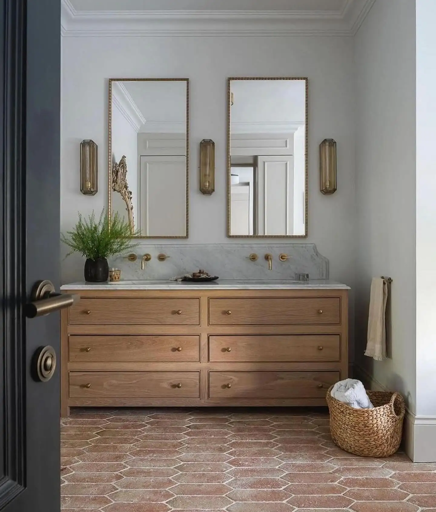 Vermont Mounted Solid Oak Wood Inset Bathroom Vanity With Mirror Customized With 2 Sinks