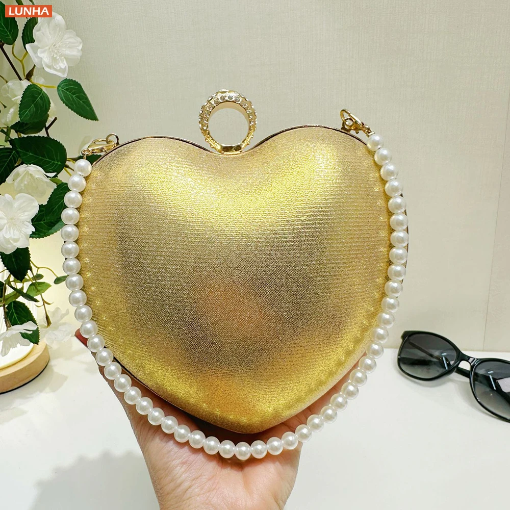 Women Mini Banquet Clutch Evening Bag Straw Woven Pearl Romantic Heart Hard Box Crossbody Purse for Prom Gala Dinner Party