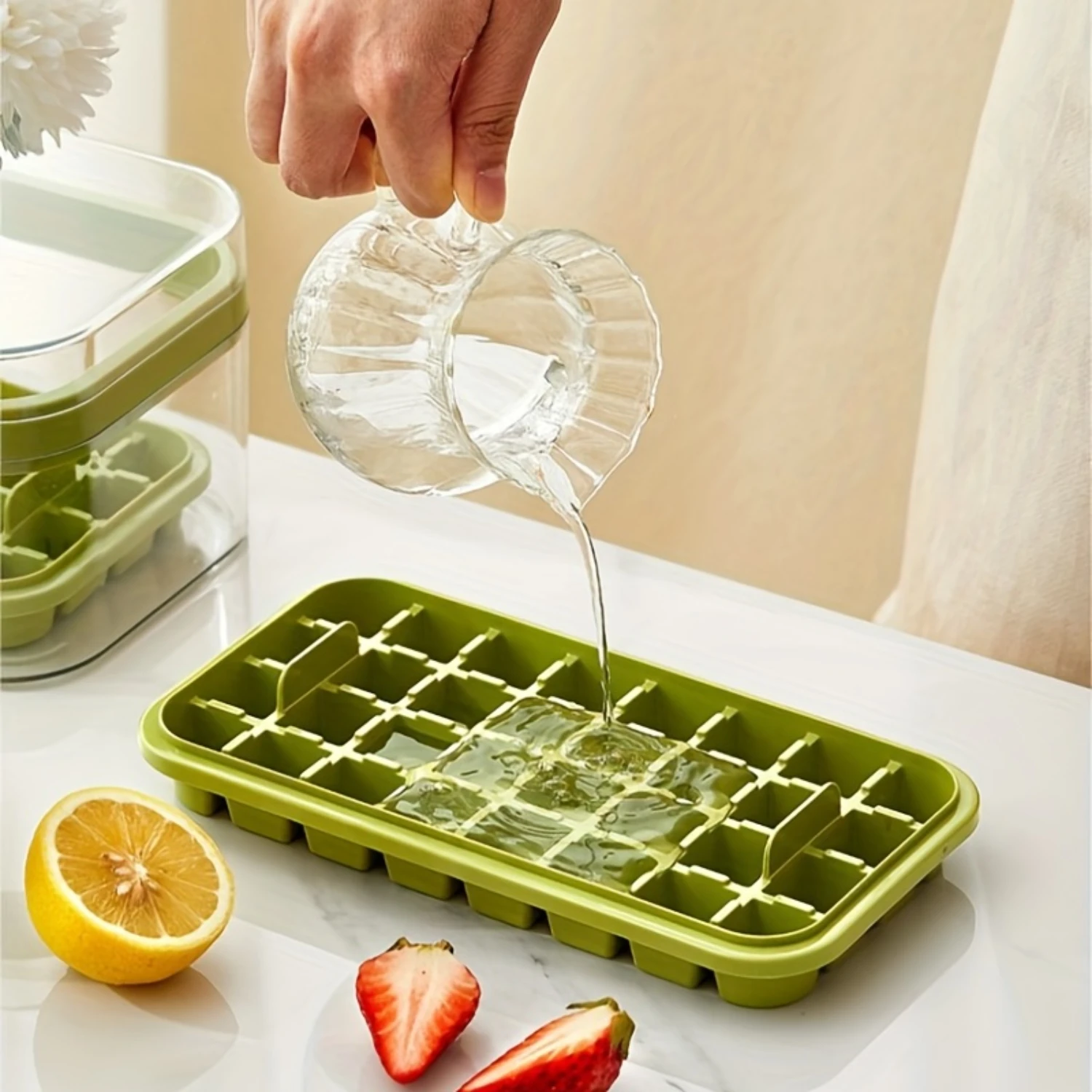 

1pc, Multifunctional Ice Cube Tray with Ice Shovel and Removable Lid - Stackable Freezer Ice Cube Trays for Chocolate, Cocktails