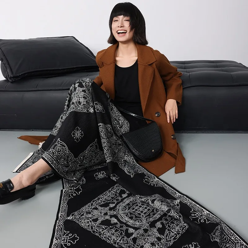 

Women's Premium Scarf Winter Acrylic Decorative Warm Air-Conditioning Shawl Outerwear Retro Thickened Travel Long Scarf
