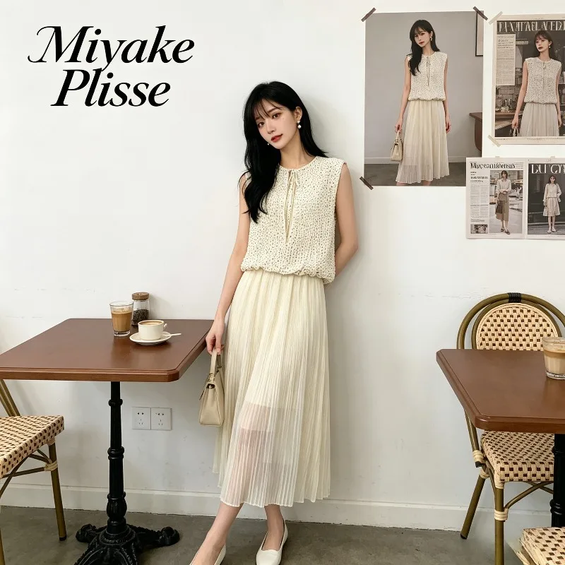 Miyake Pleated Light Purple Vest T-Shirt for Women 2026 Summer New Korean Style Loose Design Sense Round Neck Pleated Top Trendy