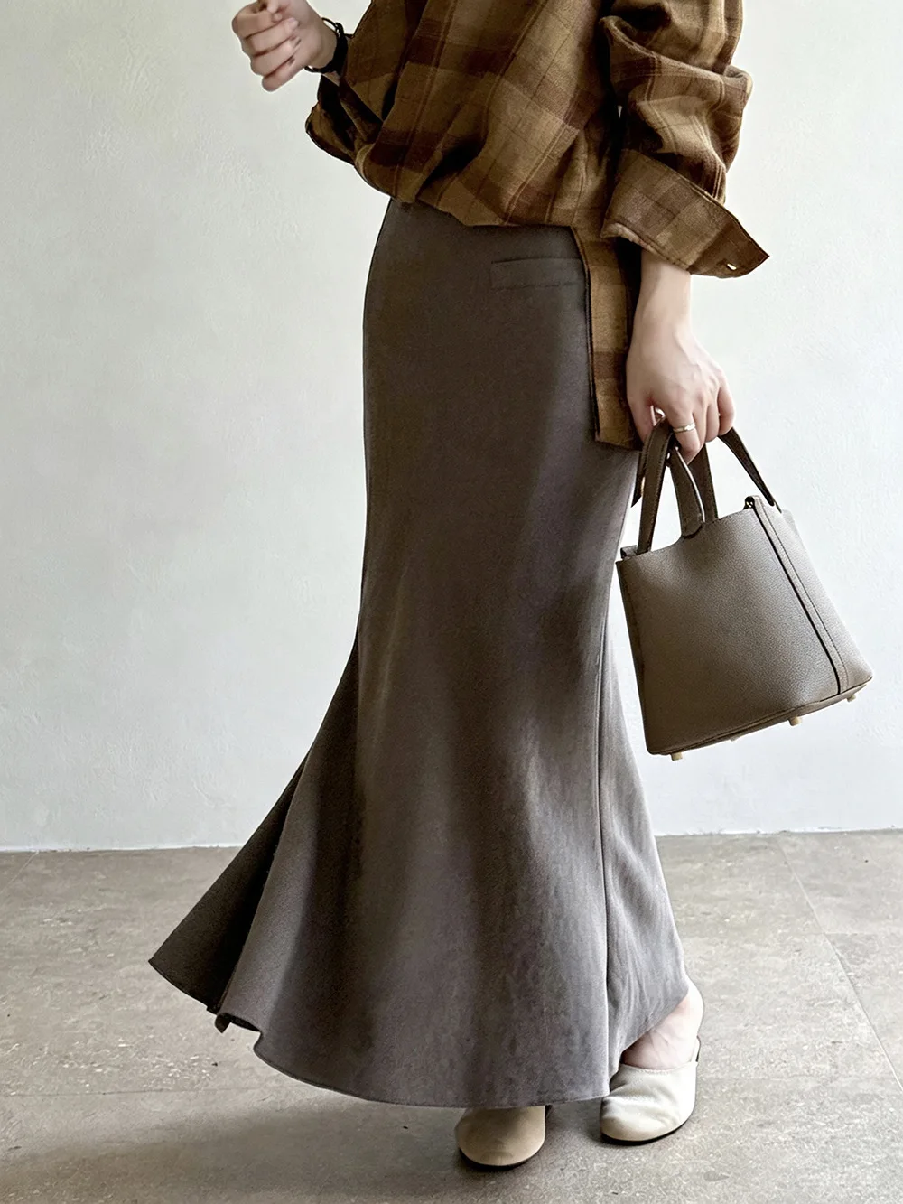 High Waist Fishtail Slit Bodycon Skirt Women Autumn Draped Slimming Casual Midi Pencil Skirt