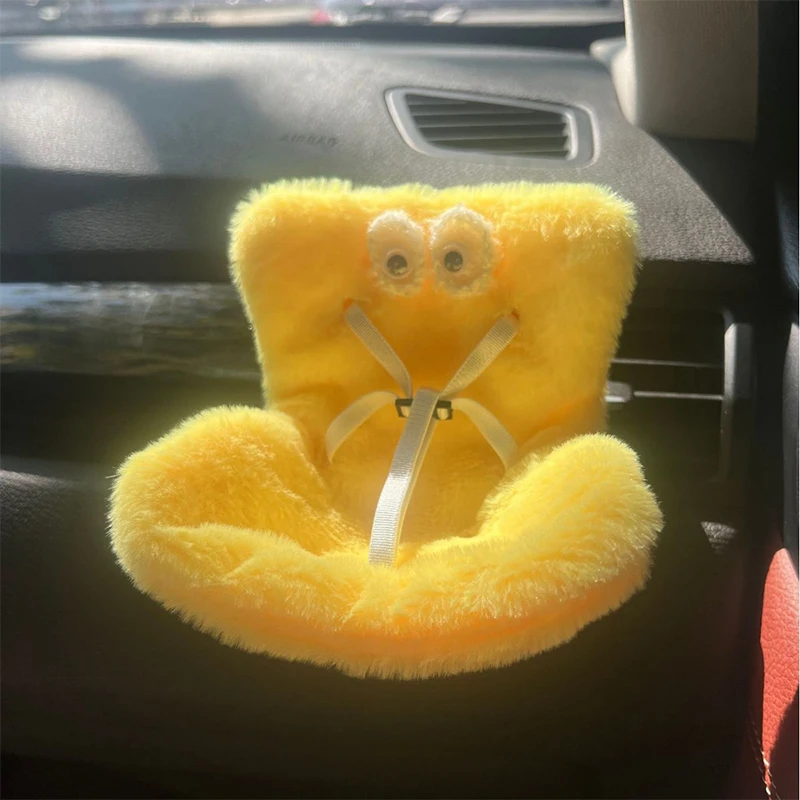 Mini poupée en peluche siège de sécurité Kawaii Labubu poupée siège de sécurité en peluche voiture aromatreatement décoration voiture ornement cadeaux