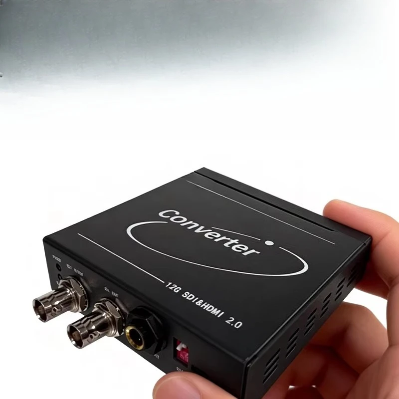 Bidirectional converter, plug-and-play, suitable for live streaming and studio use