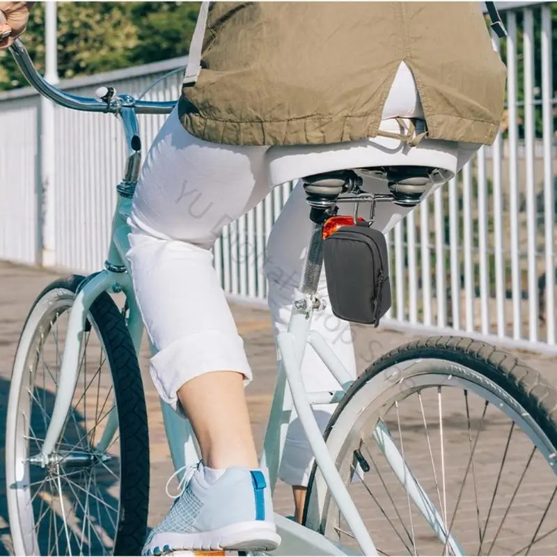 96BA Kompakte Kameratasche mit Reißverschluss für TG7/TG6/TG5/TG4 Kameragehäuse, schwarze Nylontasche mit Karabiner für – Detail 8