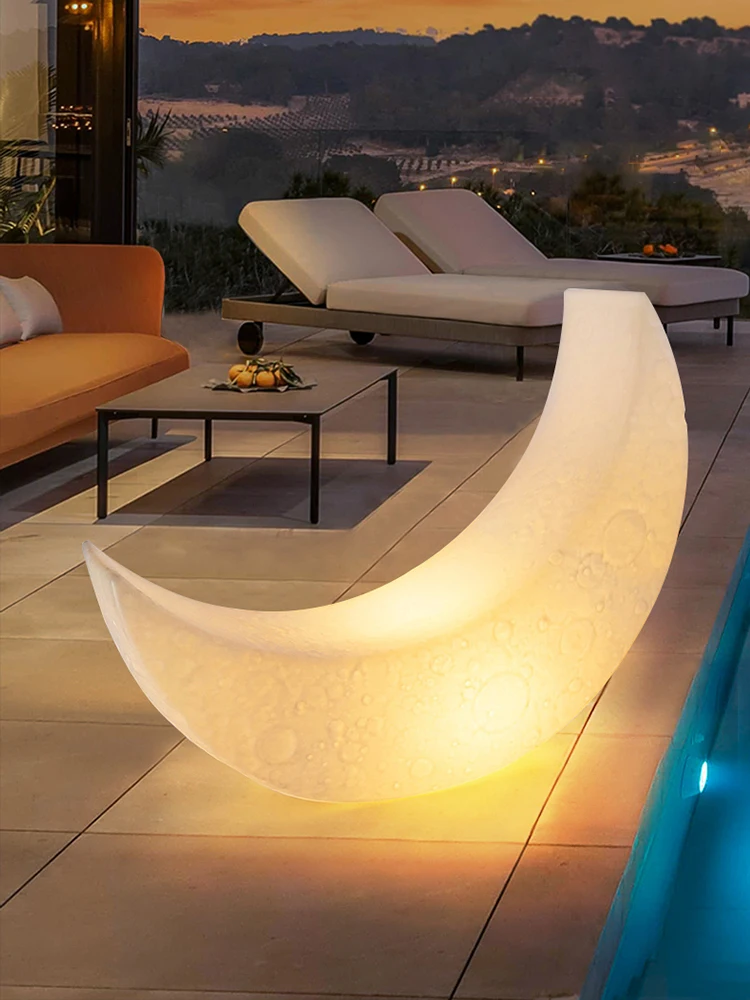 

Villa Garden Light Big Moon