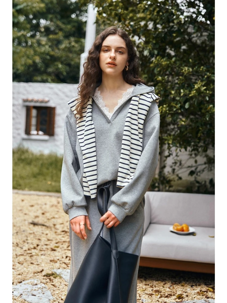 OLrain Casual Hooded Sweatshirts Woman Lace Panels V-neck Loose Knitted Hoodies 2025 Autumn Woman Fashion Clothes O57QR001082