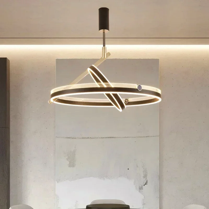 Plafonnier LED suspendu au design moderne, luminaire décoratif d'intérieur, idéal pour une salle à manger