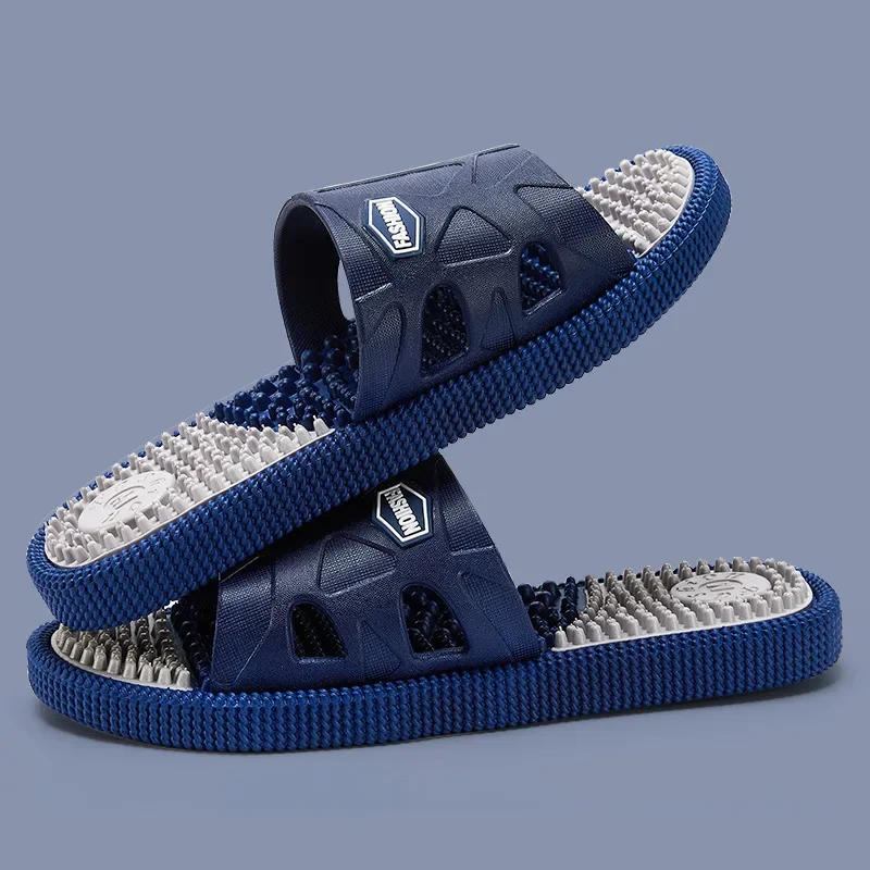 

New Massage Slippers Men Home Bathroom Anti-skid Home Slippers Comfort Summer Fashion Beach Sandals Male Casual Flip Flops