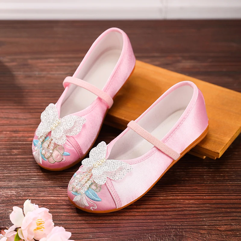 

Children’s Dance Shoes Embroidered Hanfu Shoes Girls Plain Bow Accessories Shoes Floral Flat Cloth Shoes Casual Walking Shoes