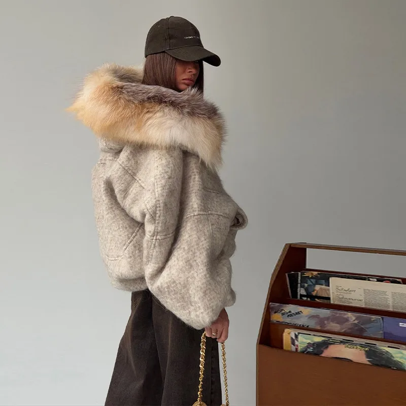 المرأة كبيرة الحجم العصرية أفخم مقنعين سترة الشتاء تنوعا عرض كم معطف قصير الخريف أنيقة شارع العليا معطف الصوف الدافئ