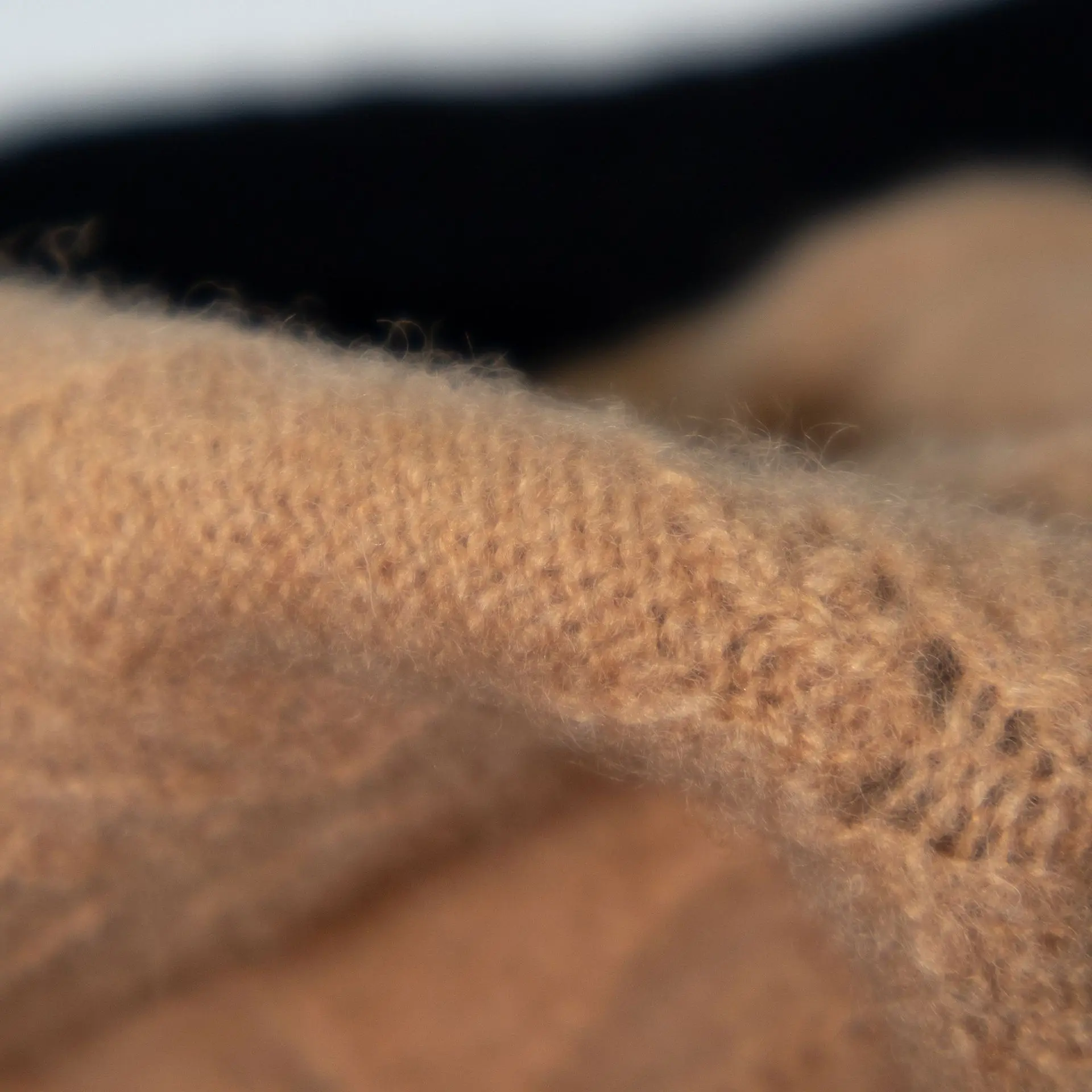 ピュアウールロールアップニット帽子ハガートークキャップストッキングヘッドウォッチ女性中空キャップアートティック8M74