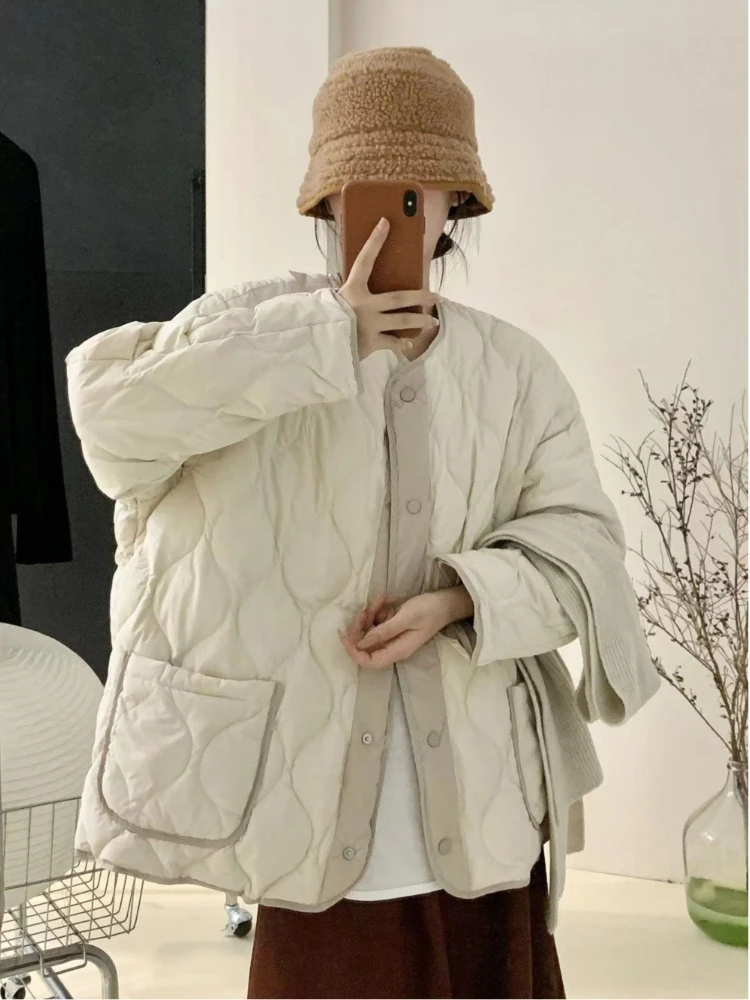 Women's Loose Fit Thiened Diamond Pattern Warm Cotton Coat Korean Version Round Neck Lightweight Padded Cotton Jacket