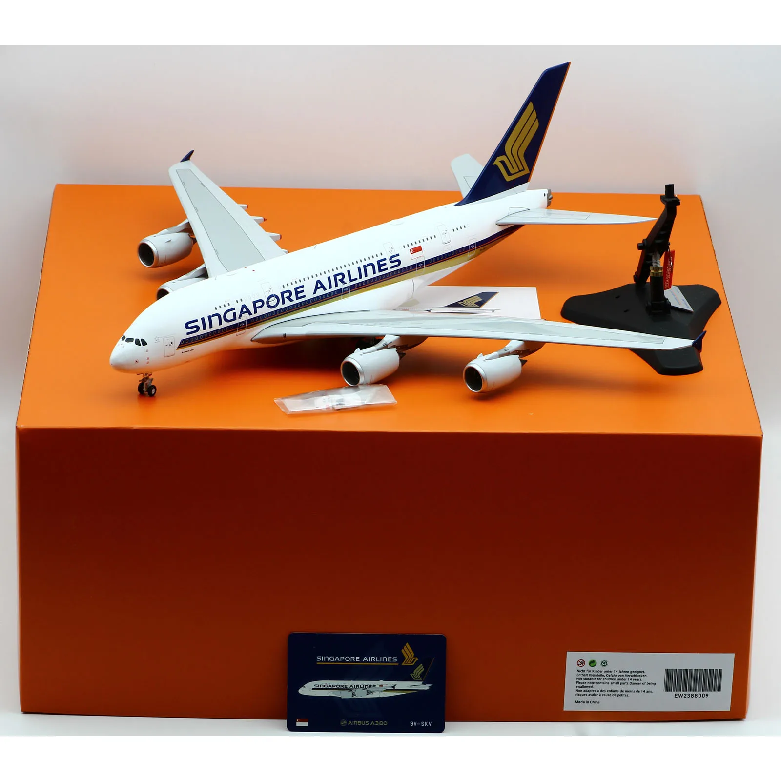 

EW2388009 Alloy Collectible Plane Gift JC Wings 1:200 Singapore Airlines "StarAlliance" Airbus 380 Diecast Aircraft Model 9V-SKV