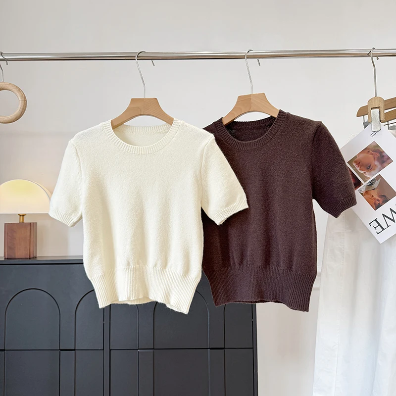 

Женская тонкая трикотажная футболка с коротким рукавом и круглым вырезом в скандинавском минималистичном американском ретро-стиле из смесовой шерсти, приталенная, для весны, повседневная.