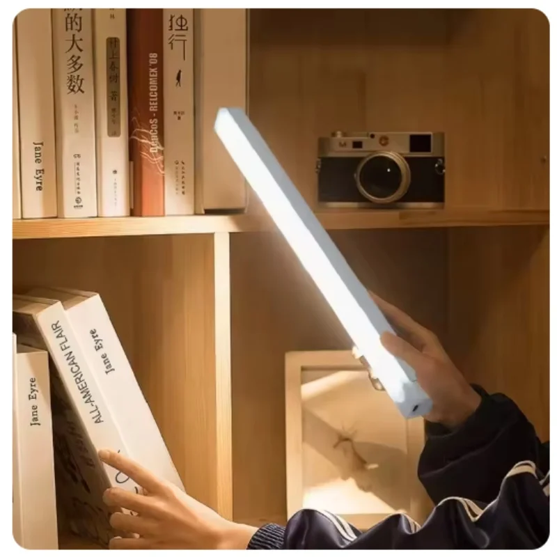 أضواء الخزانة محس حركة المغناطيسي اللاسلكي USB قابلة للشحن غرفة نوم السرير دراسة الرف خزانة المطبخ أضواء ليلية داخلية #1