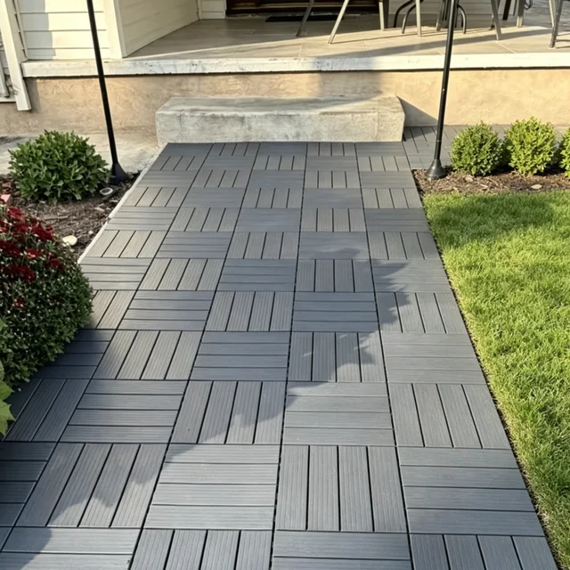 44-Piece Interlocking Plastic Outdoor Flooring, Suitable for Courtyard Floors, Outdoor Patios, Walkways, and Decking. Waterproof and Easy to Install, Made of Durable PP Material, Ideal for Use around Swimming Pools, Gardens, and Other Outdoor Areas. 3