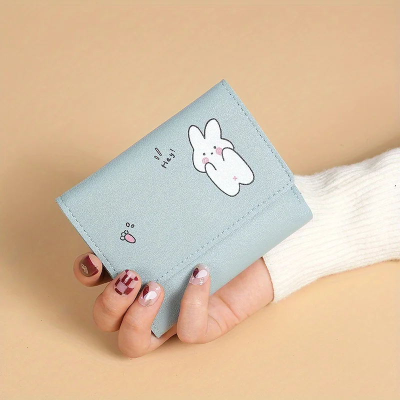 

Компактный женский кошелек в корейском стиле, короткий, трехсекционный, с милым принтом, кошелек для монет и карт, женский картхолдер с мультяшным дизайном.