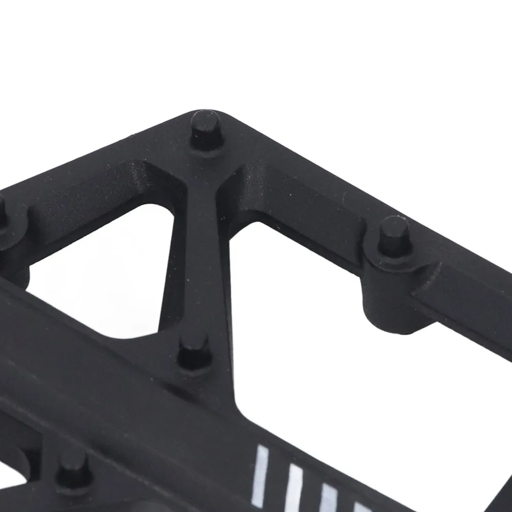 

Пара нейлоновых велопедалей с противоскользящим покрытием, ось из боронистой стали, плоские педали для велосипеда, широкие, легкие, сменные