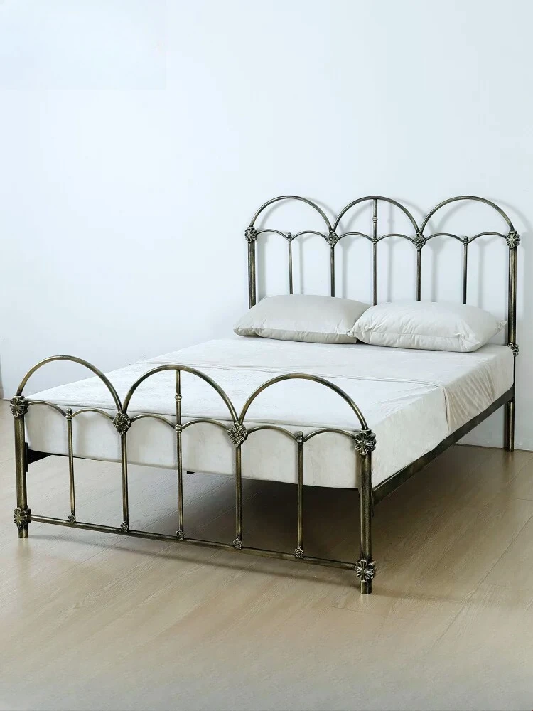 Wrought iron bed 1.5 meters 1.8 double bed iron bed princess vaulted carved iron  bedroom