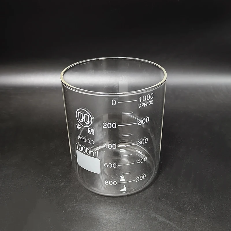 

Beaker in low form without spout,Capacity 1000ml,Outer diameter=105mm,Height=130mm,Laboratory beaker