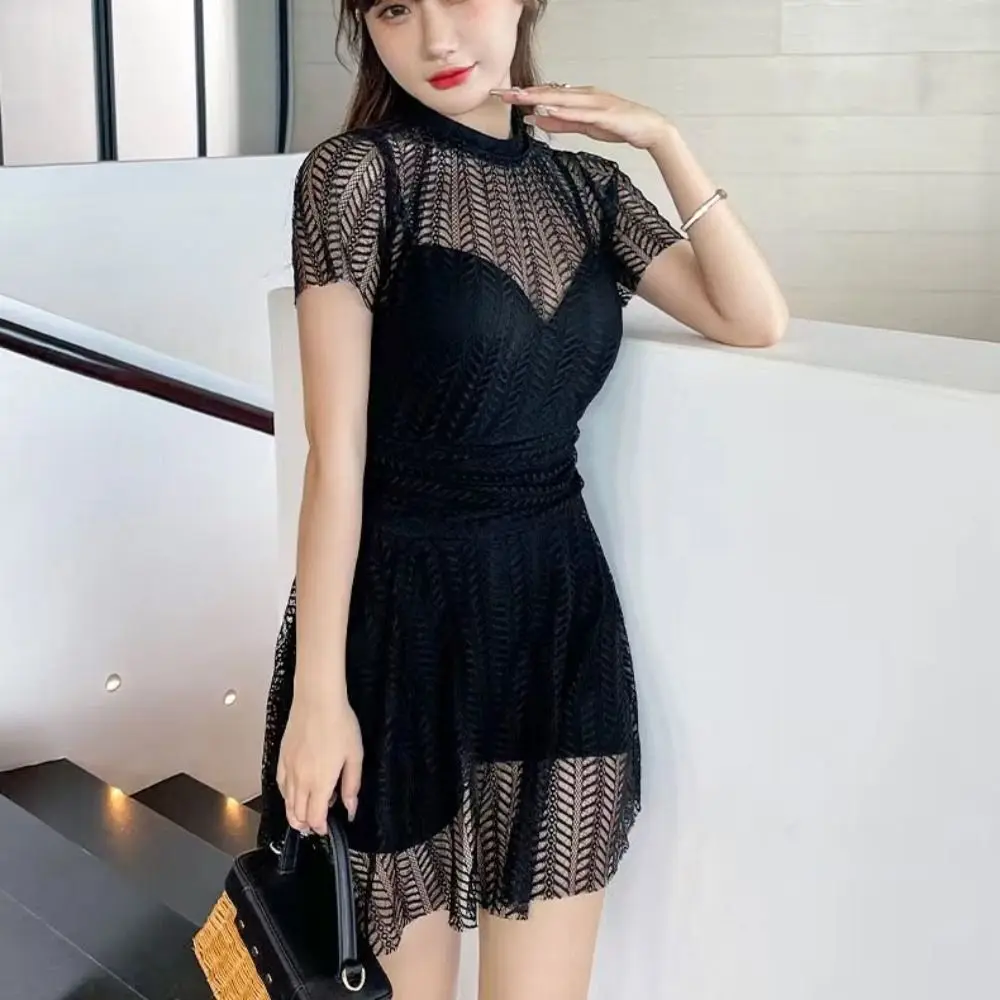 Traje de baño con falda de encaje calado de malla dulce, traje de baño transparente de manga corta para aguas termales, ropa de playa sin espalda con playa acolchada