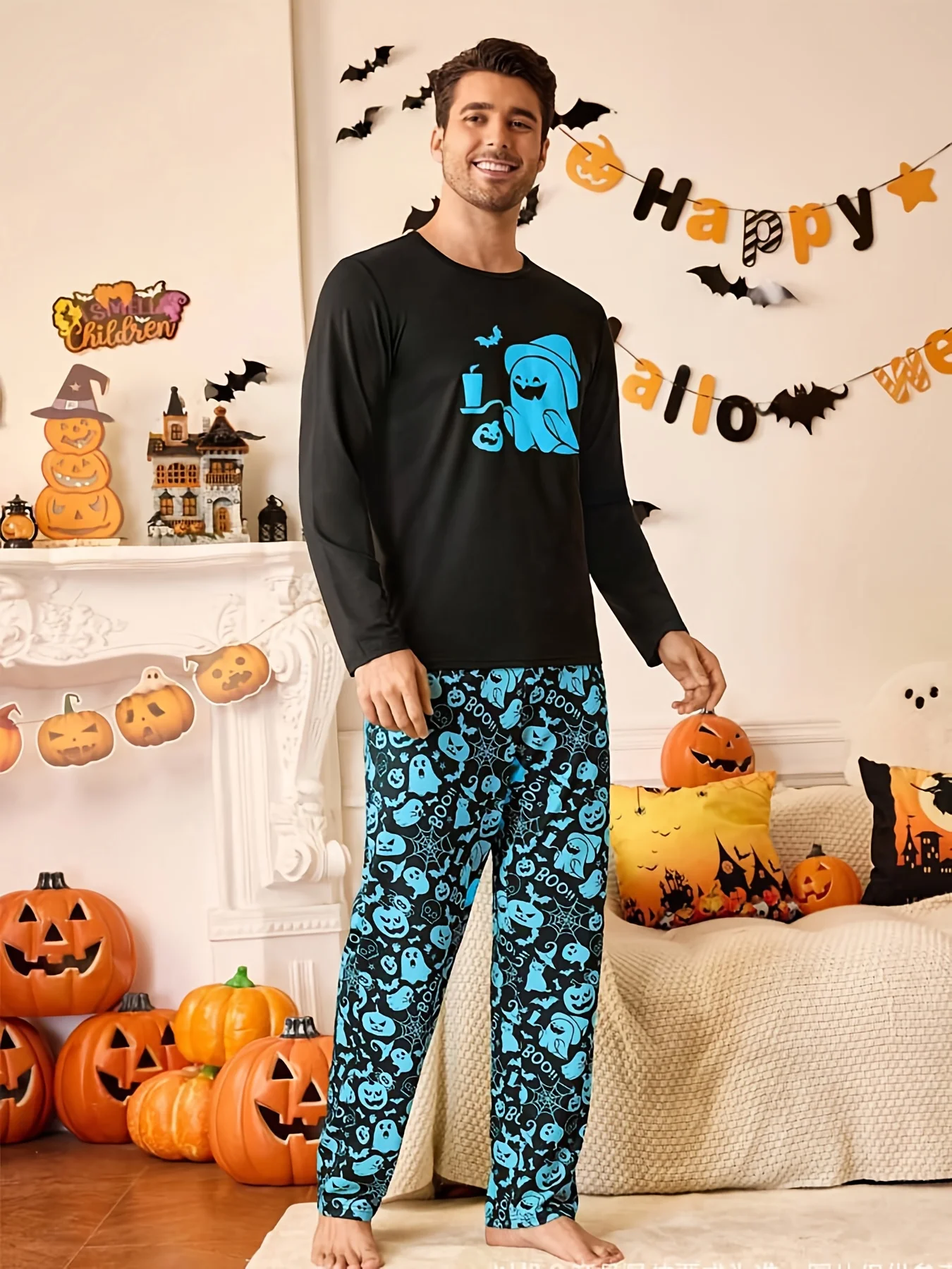

Men's casual and comfortable cartoon Halloween ghost print pajama set, perfect for autumn Halloween parties