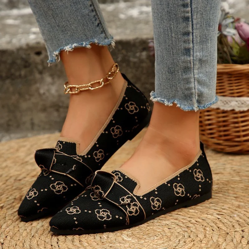 New white snake patterned loafers with pointed flat soles for lazy shoes comfortable women's single shoes