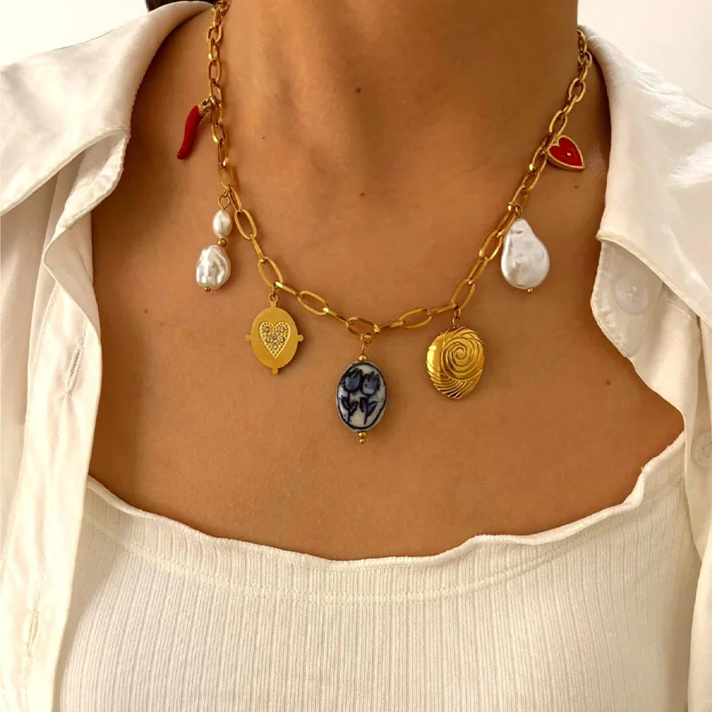 

PRISCA | Rhinestone Pearl Necklace for Women Stainless Steel Pepper Heart Light Luxury Jewelry Gold Wholesale
