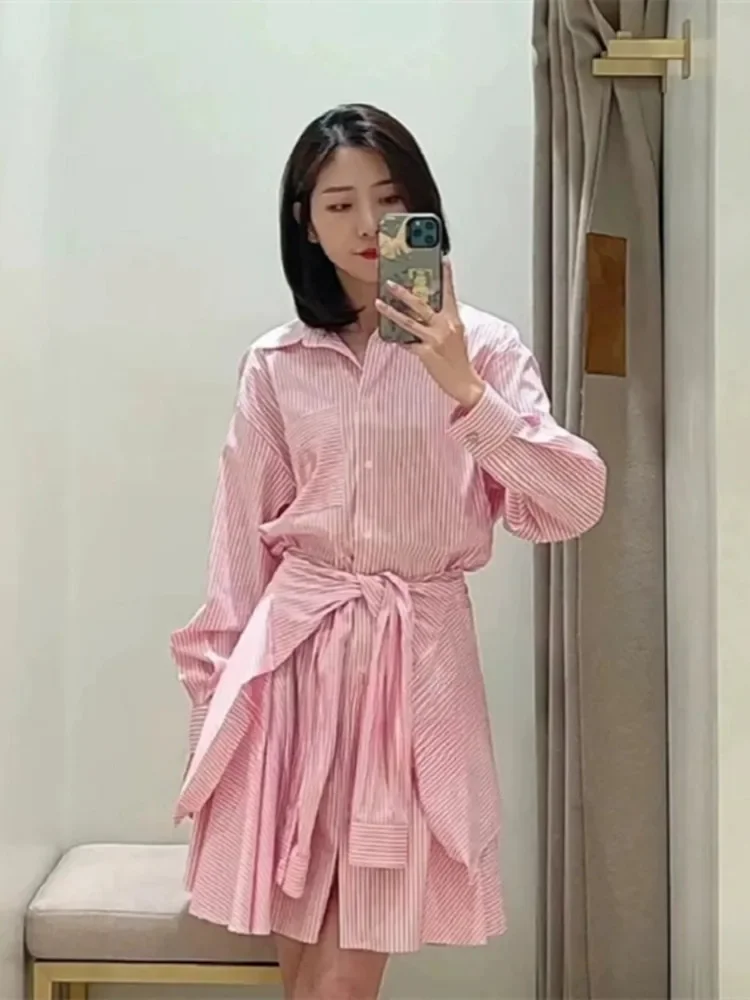 

Women Vertical Stripes Pink Mini Shirt Dress Pocket Logo Embroidery Lace-up Fake Two Pieces Lady Turn-down Collar Robe
