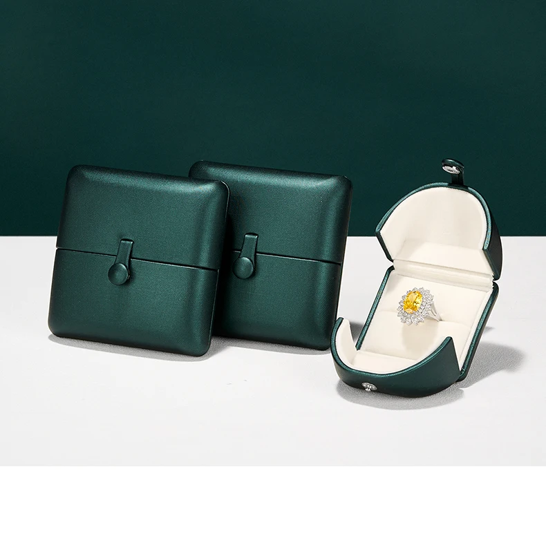 Oirlv Luxus-Ringbox, hochwertige Schmuckaufbewahrungsbox aus Kunstleder mit weichem Samtfutter, elegante Geschenkverpackung für Schmuck. – Detail 13